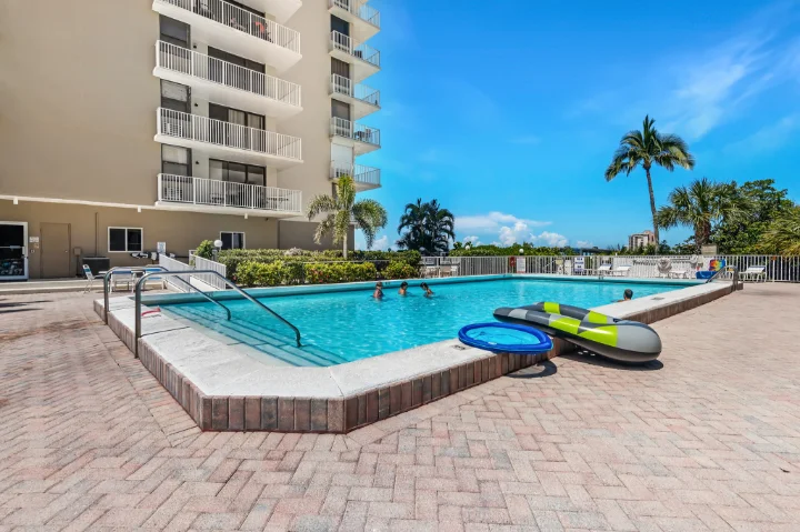 Lovers Key Beach Club | Distinctive Beach Rentals | A VTrips Experience Lovers Key Beach Club | Distinctive Beach Rentals | A VTrips Experience