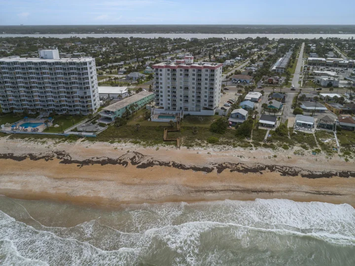 Seawinds Condos | Ormond By the Sea FL | Distinctive Beach Rentals Seawinds Condos | Ormond By the Sea FL | Distinctive Beach Rentals