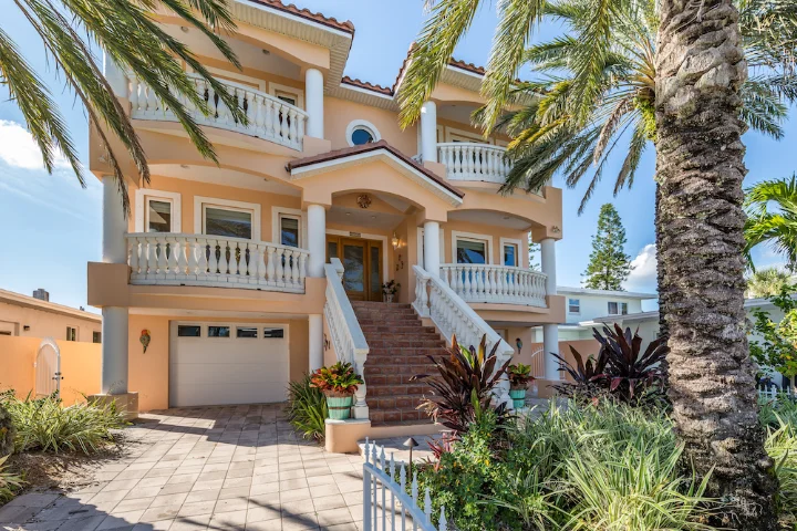 St. Petersburg Beach SPB | Distinctive Beach Rentals | A VTrips Experience St. Petersburg Beach SPB | Distinctive Beach Rentals | A VTrips Experience