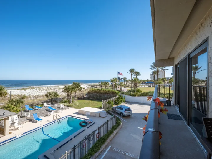 Beachcomber | Jacksonville Beach | Distinctive Beach Rentals Beachcomber | Jacksonville Beach | Distinctive Beach Rentals