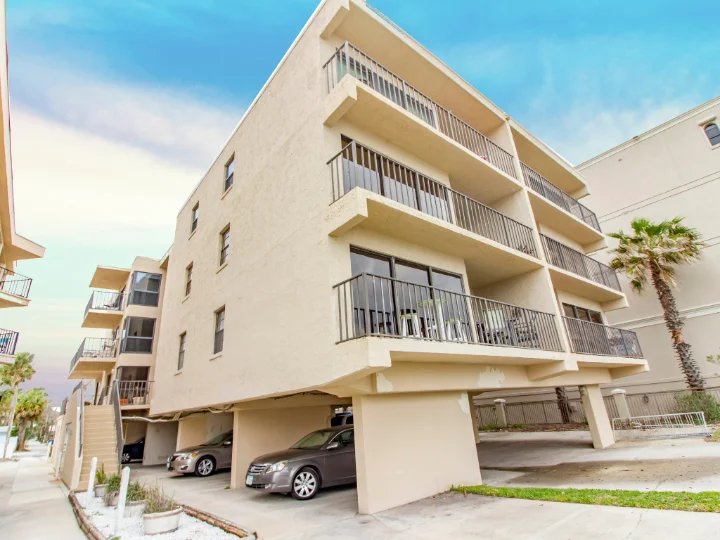 Beachcomber | Jacksonville Beach | Distinctive Beach Rentals Beachcomber | Jacksonville Beach | Distinctive Beach Rentals