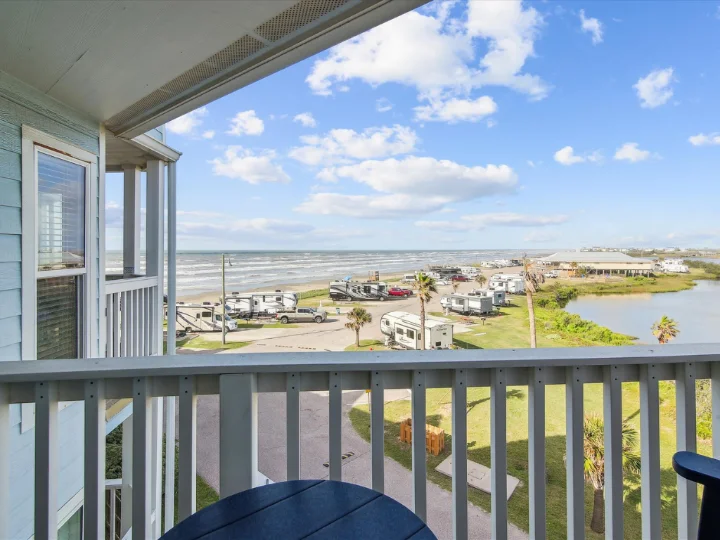 Beachcomber | Jacksonville Beach | Distinctive Beach Rentals Beachcomber | Jacksonville Beach | Distinctive Beach Rentals