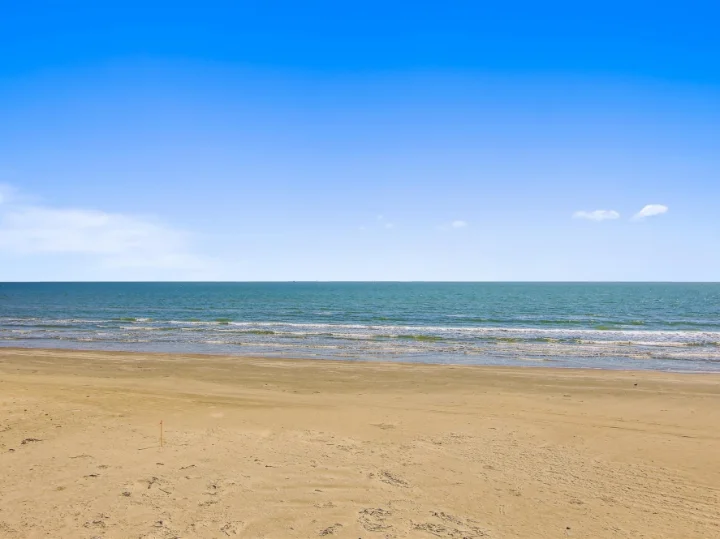 Beachfront Vacation Rentals | Ryson Vacation Rentals Beachfront Vacation Rentals | Ryson Vacation Rentals