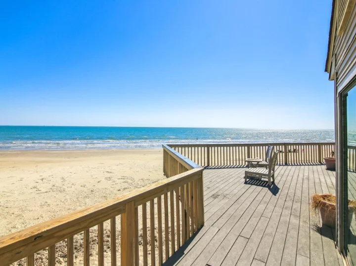 Beachfront Vacation Rentals | Ryson Vacation Rentals Beachfront Vacation Rentals | Ryson Vacation Rentals