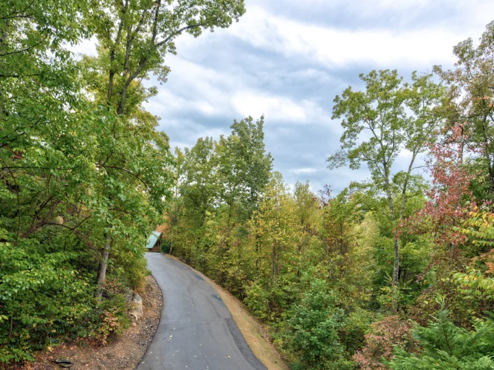 Black Bear Falls Cabins Gatlinburg | Jackson Mountain Rentals Black Bear Falls Cabins Gatlinburg | Jackson Mountain Rentals