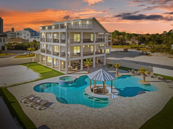 Vacation Rental Homes | VTrips Vacation Rental Homes | VTrips
