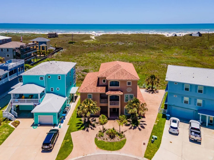 Vacation Rental Homes | VTrips Vacation Rental Homes | VTrips