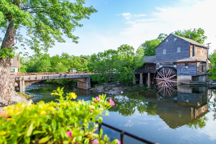 Tennessee Vacation Rentals | Cabins & Condos | VTrips Tennessee Vacation Rentals | Cabins & Condos | VTrips