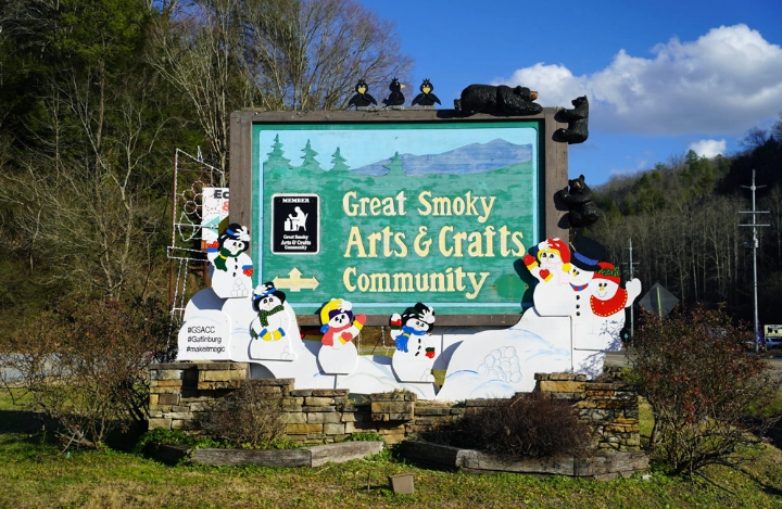 Arts & Crafts | Cabin Rentals | Jackson Mountain Rentals Arts & Crafts | Cabin Rentals | Jackson Mountain Rentals