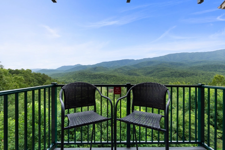 Deer Ridge Mountain Resort | Gatlinburg Vacation Rentals | Mountain Views Deer Ridge Mountain Resort | Gatlinburg Vacation Rentals | Mountain Views