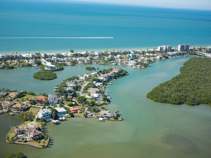 Discover Bonita Springs | Distinctive Beach Rentals | Small Town Charm Discover Bonita Springs | Distinctive Beach Rentals | Small Town Charm