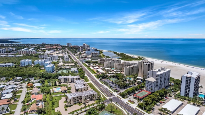 Discover Fort Myers | Distinctive Beach Rentals | City of Palms Discover Fort Myers | Distinctive Beach Rentals | City of Palms