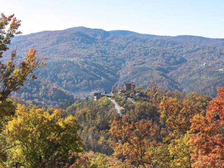 Roaring Fork | Gatlinburg Mountain View Rentals | Jackson Mountain Rentals Roaring Fork | Gatlinburg Mountain View Rentals | Jackson Mountain Rentals
