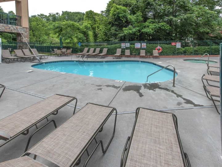 Summit Manor Vacation Rentals | Gatlinburg Vacation Condos | A VTrips Experience Summit Manor Vacation Rentals | Gatlinburg Vacation Condos | A VTrips Experience