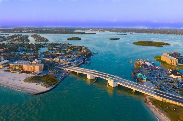 Madeira Beach | Florida Vacation Rentals by VTrips Madeira Beach | Florida Vacation Rentals by VTrips