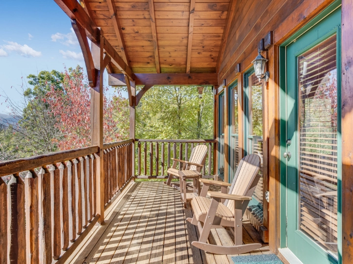 Dudley Creek | Jackson Mountain Rentals | A VTrips Experience Dudley Creek | Jackson Mountain Rentals | A VTrips Experience