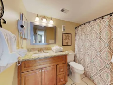 Master Bathroom Master Bathroom