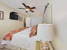 Master Bedroom Master Bedroom