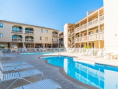Community Pool Community Pool