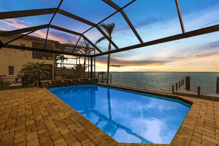 Pool, Spa, Sunsets, Kayaks, Bikes, Fishing gear - Cape Coral